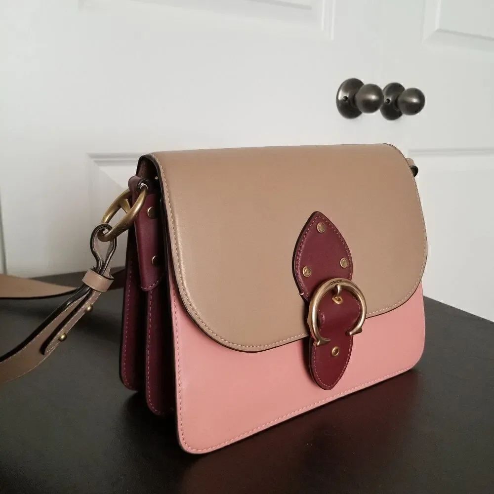 Coach Beat Large Bag - Picture 3 of 11